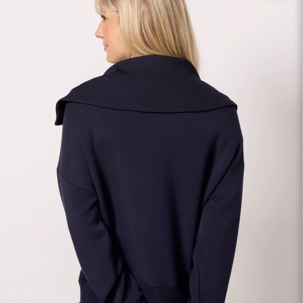 Varley Women's Navy Zip-Up Hoodie - Picture 3 of 3